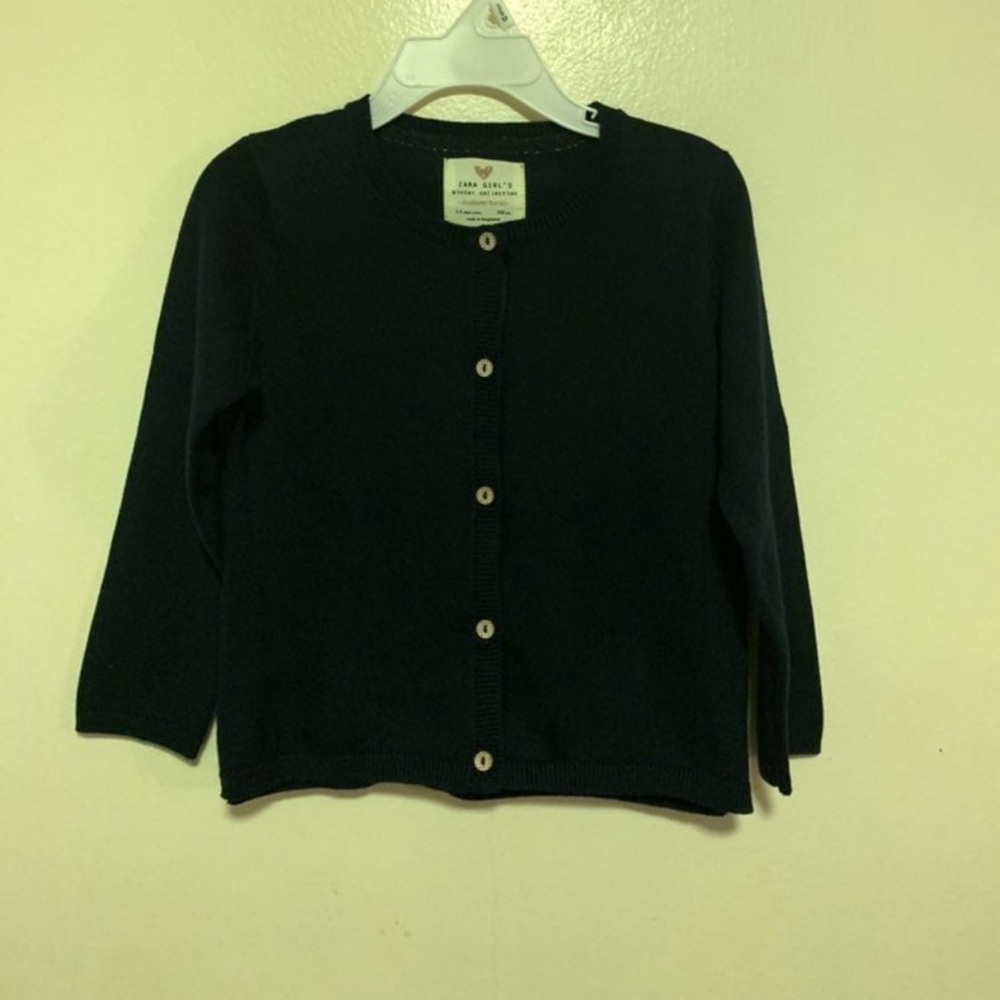 SARA girls’ black sweater